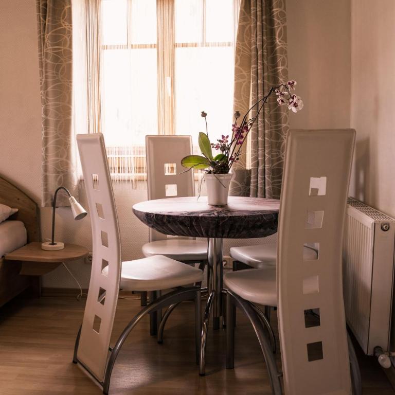 Landhaus am Hügel - Apartment - 3