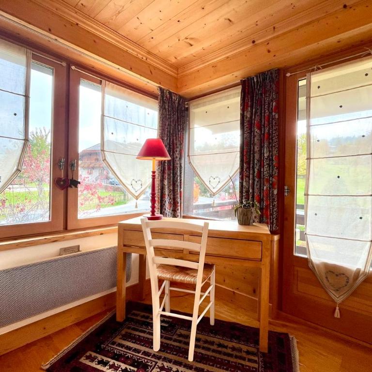 Renovated village house with terrace and quiet - Chalet - 13
