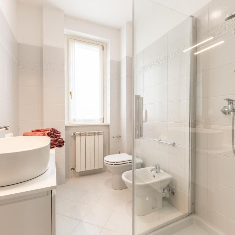 Dolce Vita- Luxury Attic Lake View - Appartamento con 3 Camere da Letto e con Vista - 20