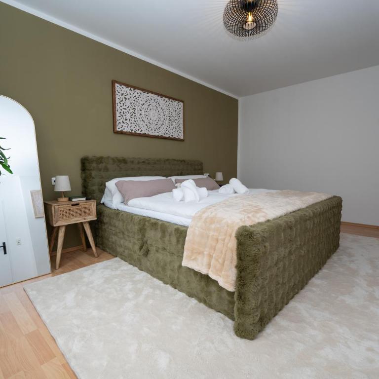 Green Mango - City Apartment mit Balkon - One-Bedroom Apartment - 1