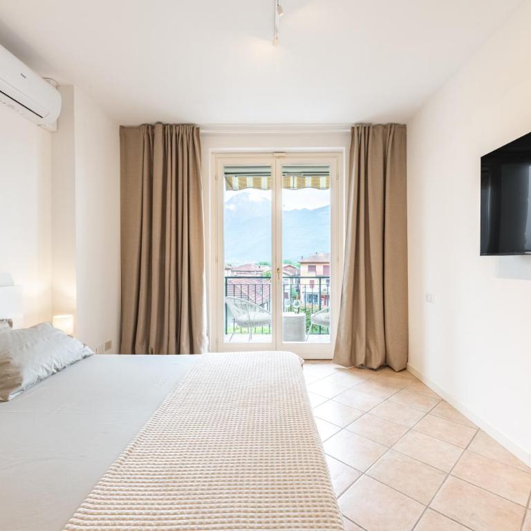 Dolce Vita- Luxury Attic Lake View - Appartamento con 3 Camere da Letto e con Vista - 15