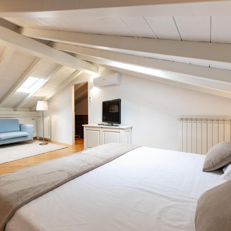 Dolce Vita- Luxury Attic Lake View - Appartamento con 3 Camere da Letto e con Vista - 28