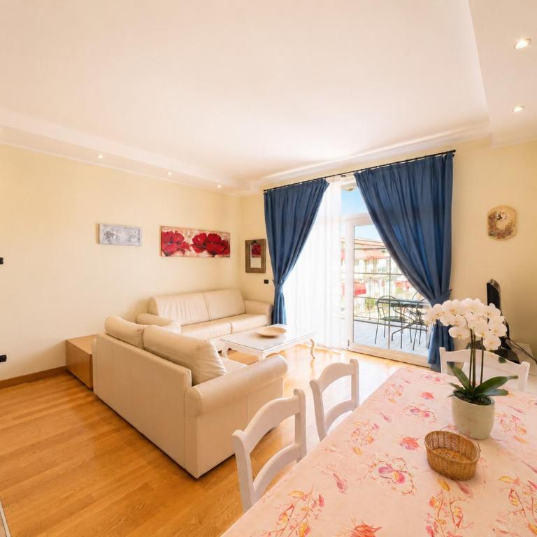 Appartamento 306 by Theater Home - Appartamento con Vista Piscina - 5