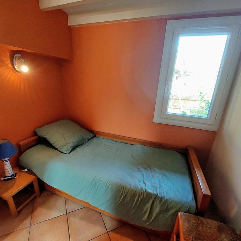 Maison mitoyenne dans résidence proche de la plage - Casa con 2 Camere da Letto - 8