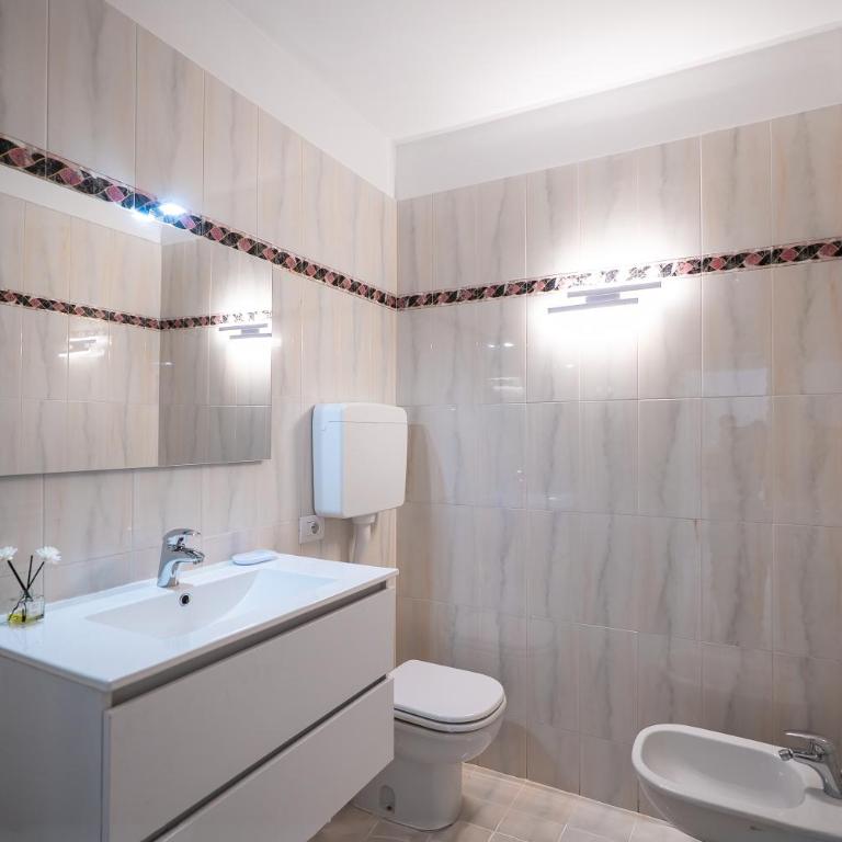 Bardolino Center - Pool & Free Parking - Apartamento Deluxe - 14