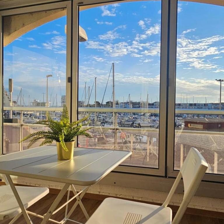 Studio Avec Balcon Face Au Port - Appartement - 3