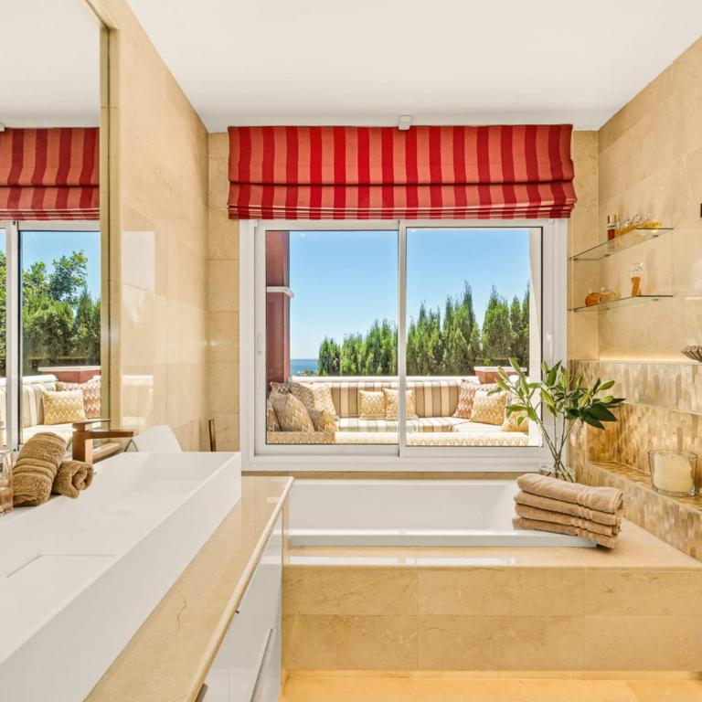 All About Castillito - Villa - 37
