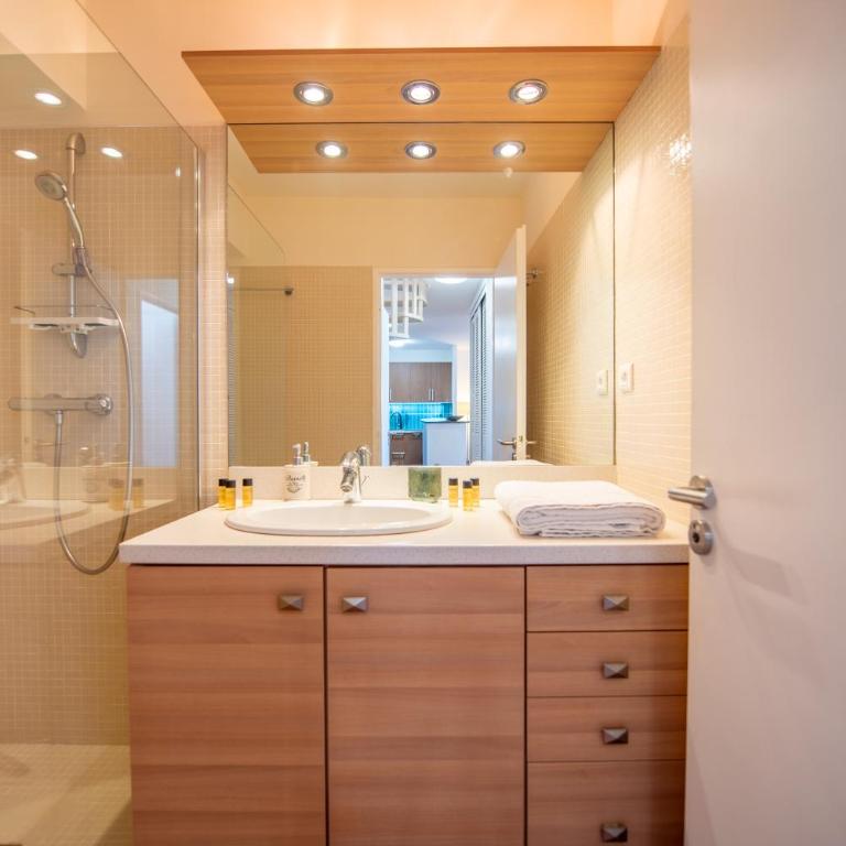 Magnifique duplex avec terrasse et piscine - Apartamento de 2 dormitorios - 9