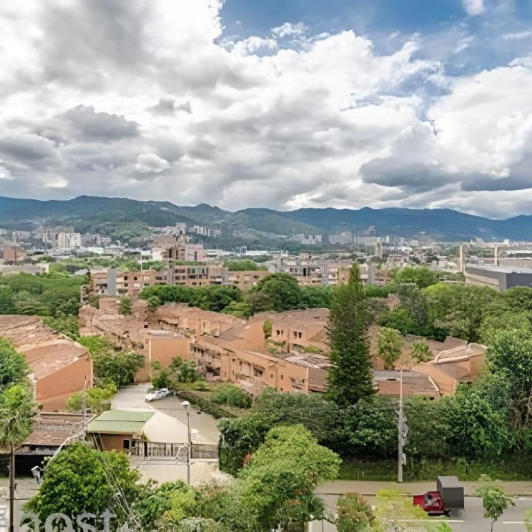 Chic 1BR by Oviedo Mall • Prime Location - Apartment - 16