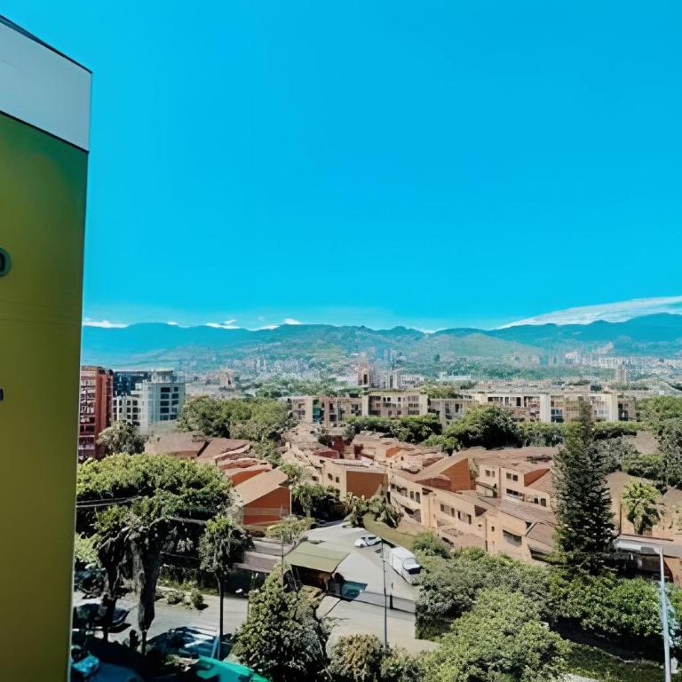 Chic 1BR by Oviedo Mall • Prime Location - Apartment - 17