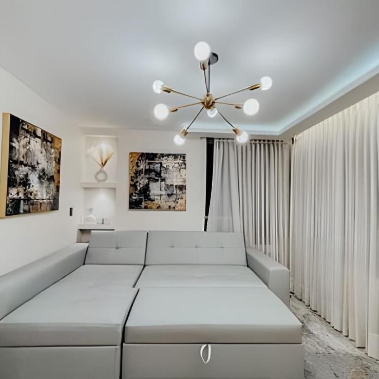Chic 1BR by Oviedo Mall • Prime Location - Apartment - 26