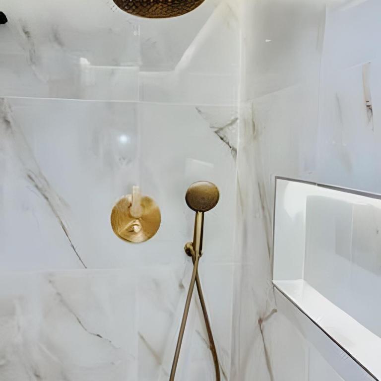 Chic 1BR by Oviedo Mall • Prime Location - Apartment - 38