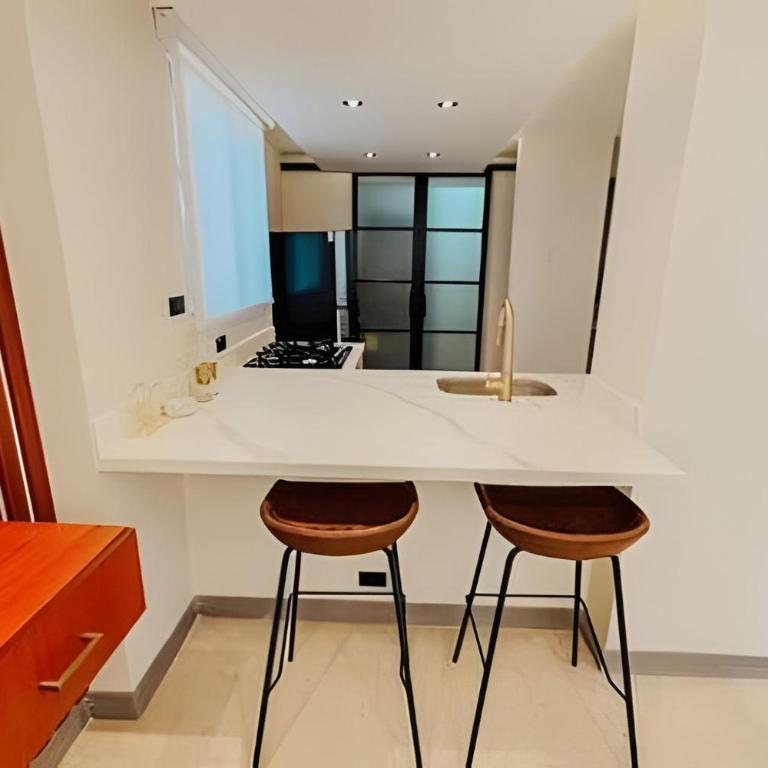 Chic 1BR by Oviedo Mall • Prime Location - Apartment - 54