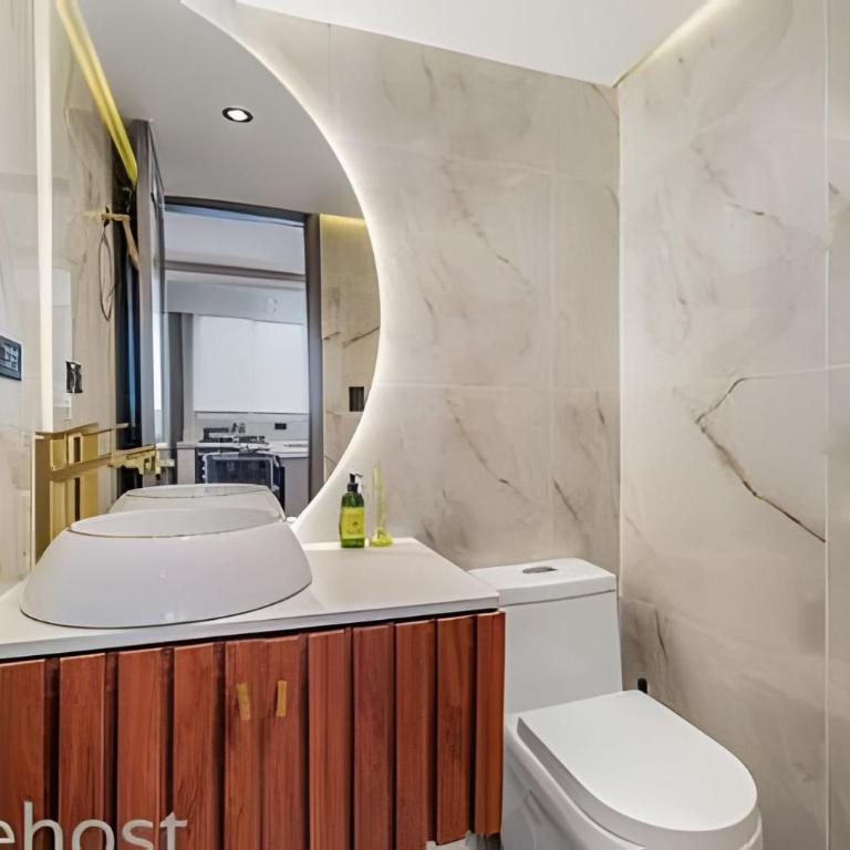 Chic 1BR by Oviedo Mall • Prime Location - Apartment - 59