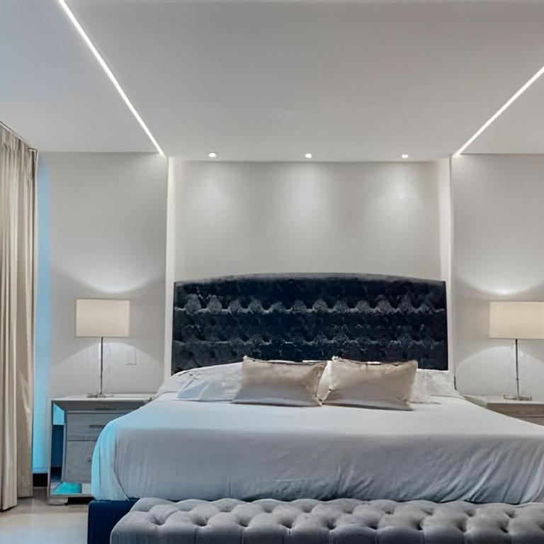 Stylish 1BR • AC • Pool & Gym • Provenza Area - Apartment - 3