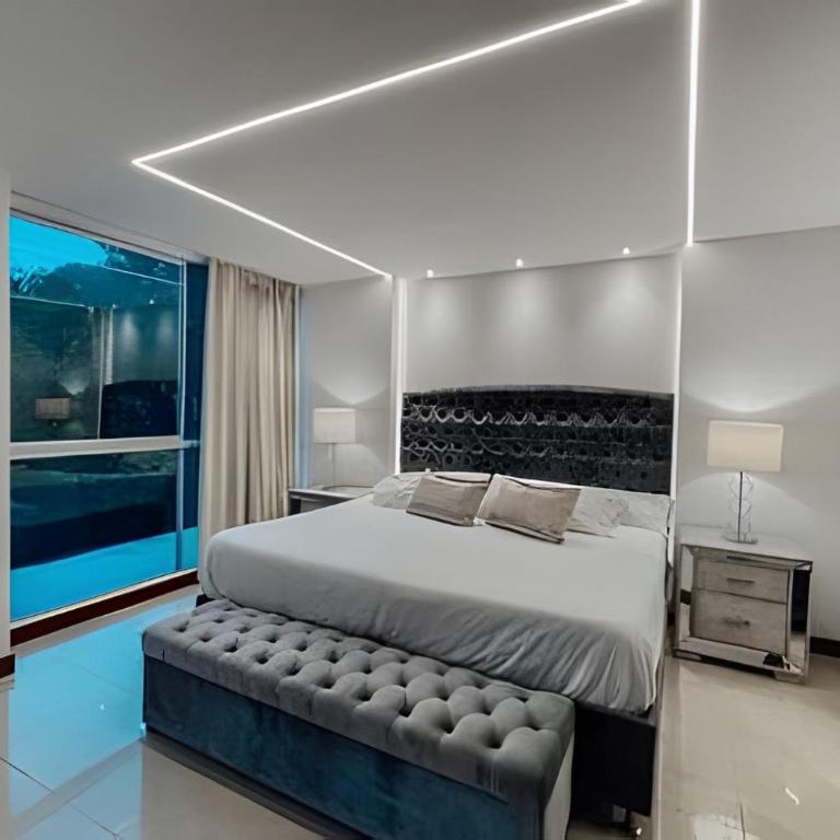 Stylish 1BR • AC • Pool & Gym • Provenza Area - Apartment - 11