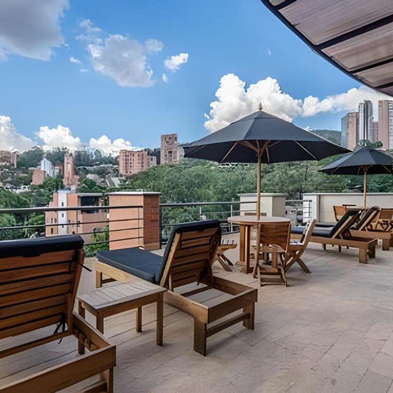 Chic 1BR • Luxury, Pool, Gym • Steps from Provenza - Apartment - 9
