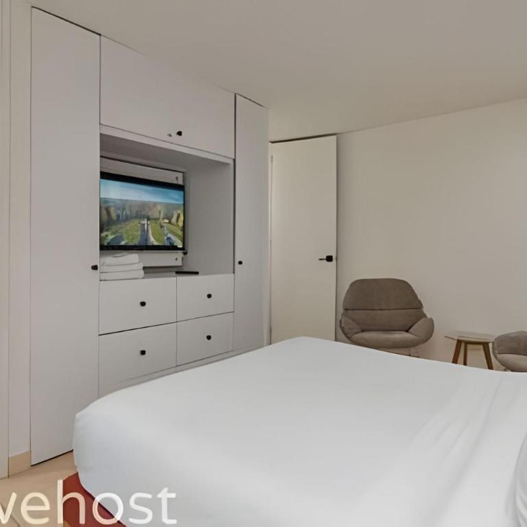 2BR 3th Fl • Terrace Views • close Provenza - Apartment - 6