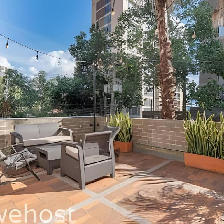 2BR 3th Fl • Terrace Views • close Provenza - Apartment - 30