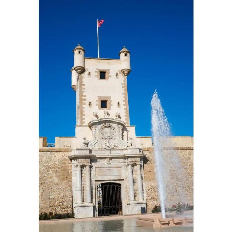 Apartamento Nebro sol, En el Corazón de Cádiz - Apartment mit 1 Schlafzimmer - 22