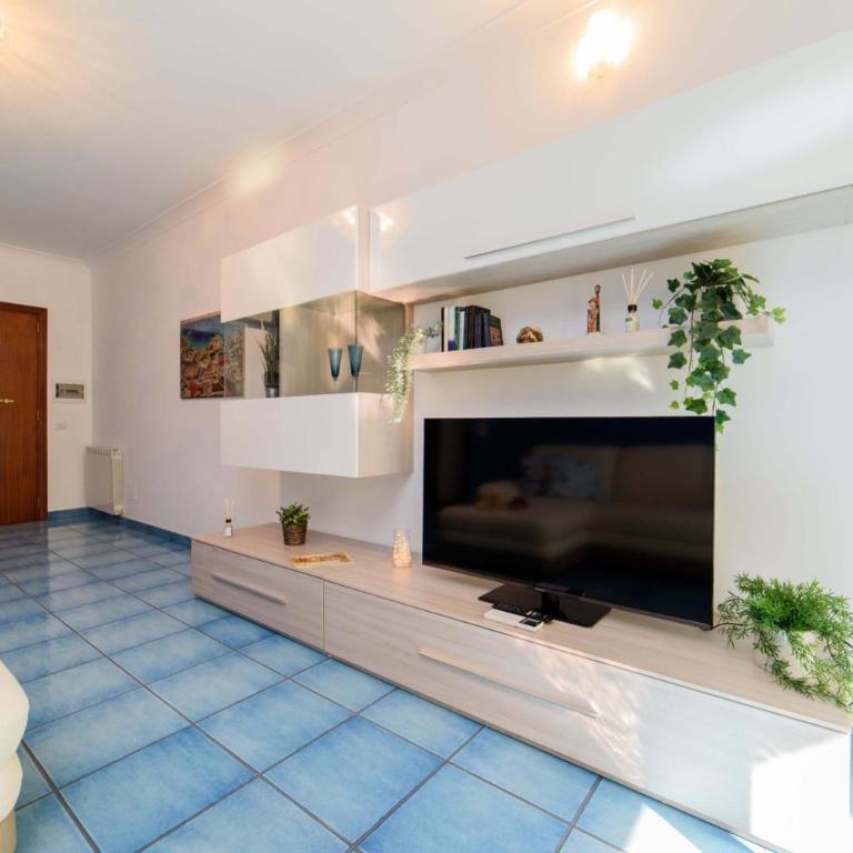 AMORE RENTALS - Appartamento Louise - Apartment with Balcony - 15