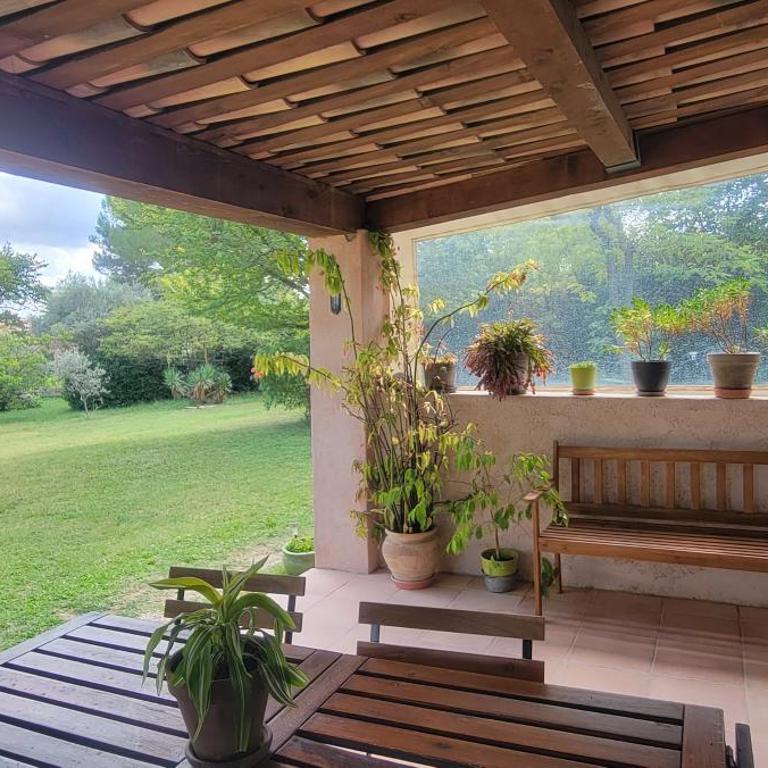 Appartement au calme à 5min du centre d'Aix-en-Provence avec terrasse vue sur jardin & parking privé - Apartment mit 1 Schlafzimmer - 1