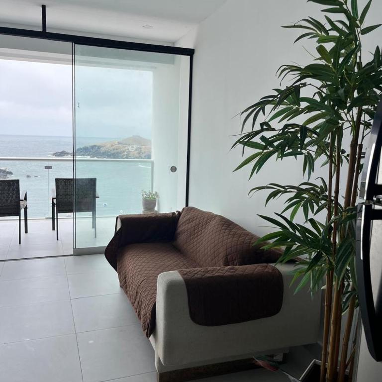 Departamento con vista al mar - Three-Bedroom Apartment - 8