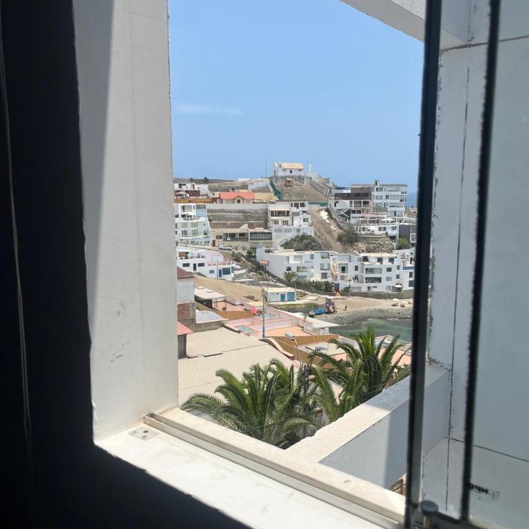 Departamento con vista al mar - Three-Bedroom Apartment - 11