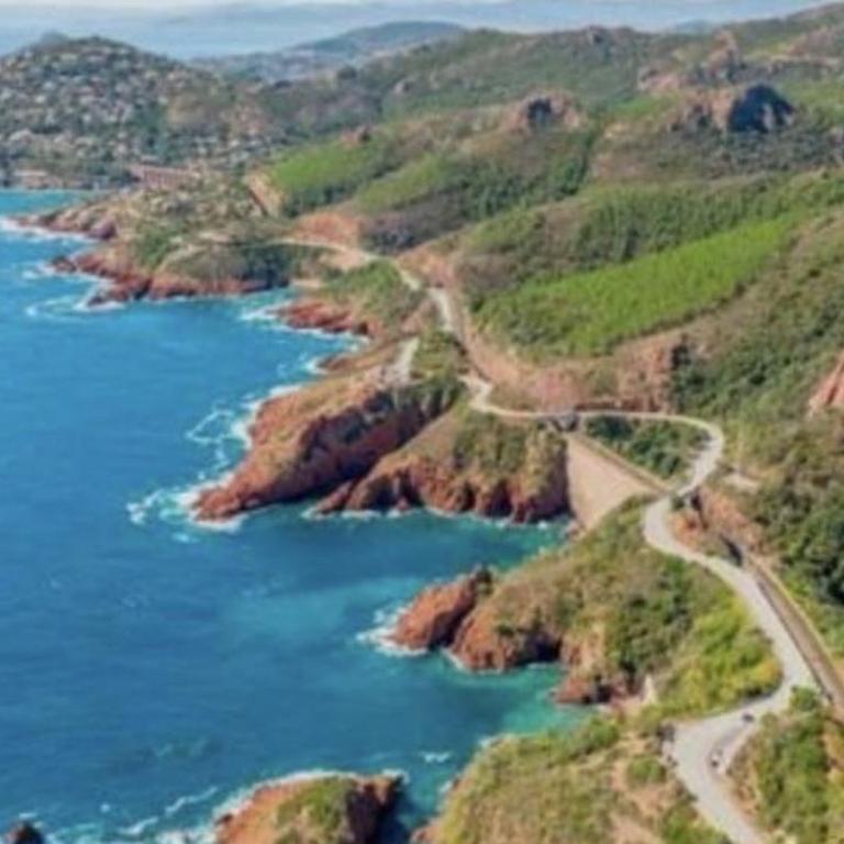 Beau 65 M2 en Front de Mer à St Raphaël - Piscine - Appartamento con 2 Camere da Letto - 5