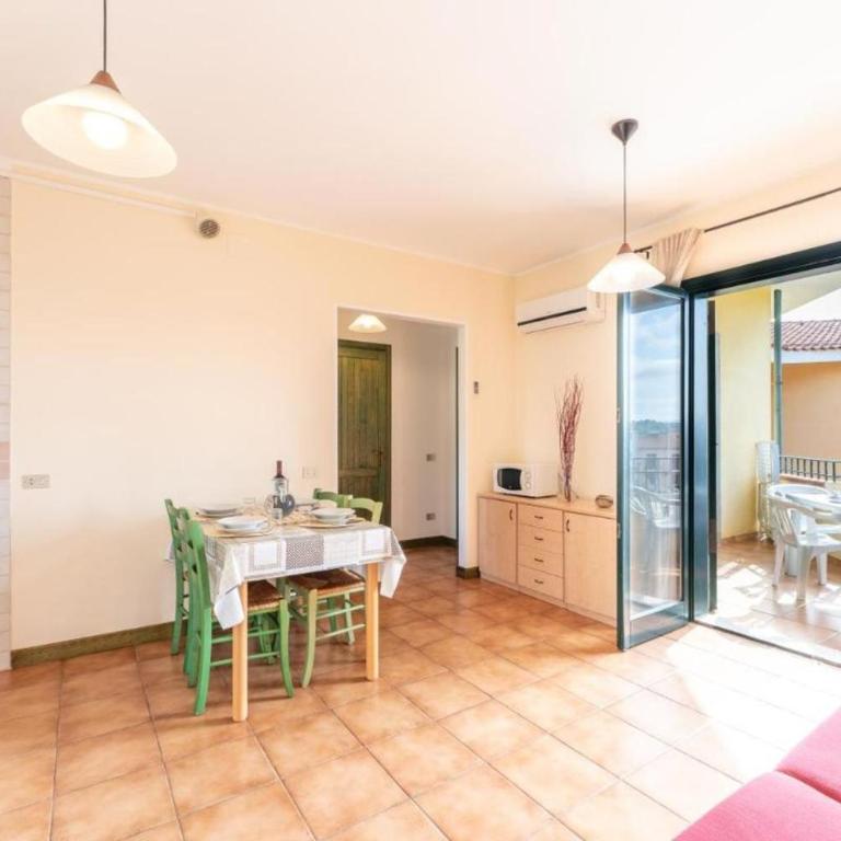 Quaint Residence I Mirti Bianchi 1 Bedroom Sleeps 2 persons num0488n - Apartment - 61