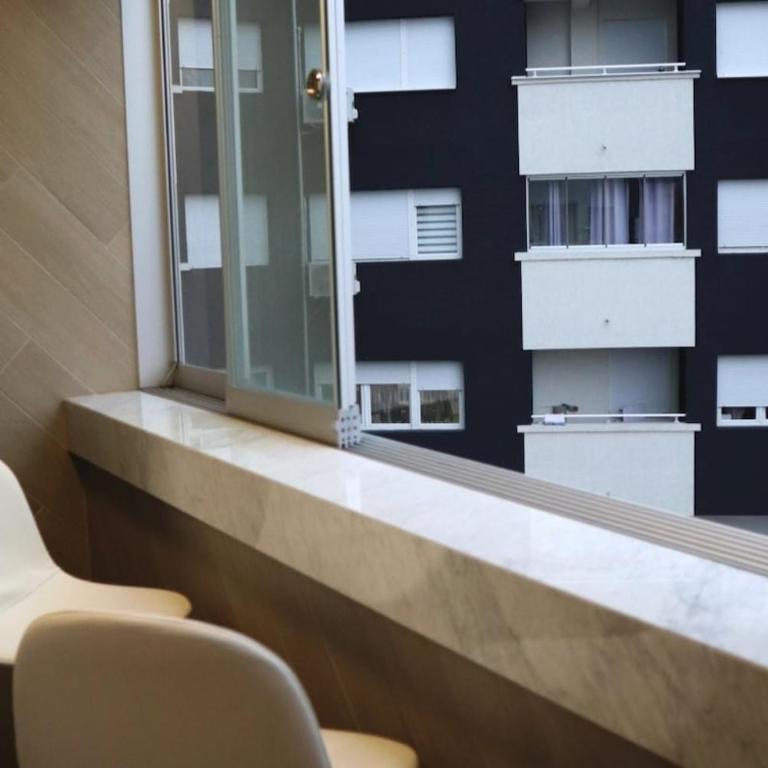 Mac Number One City Center Designer Apartment - One-Bedroom Premium Apartment - 6