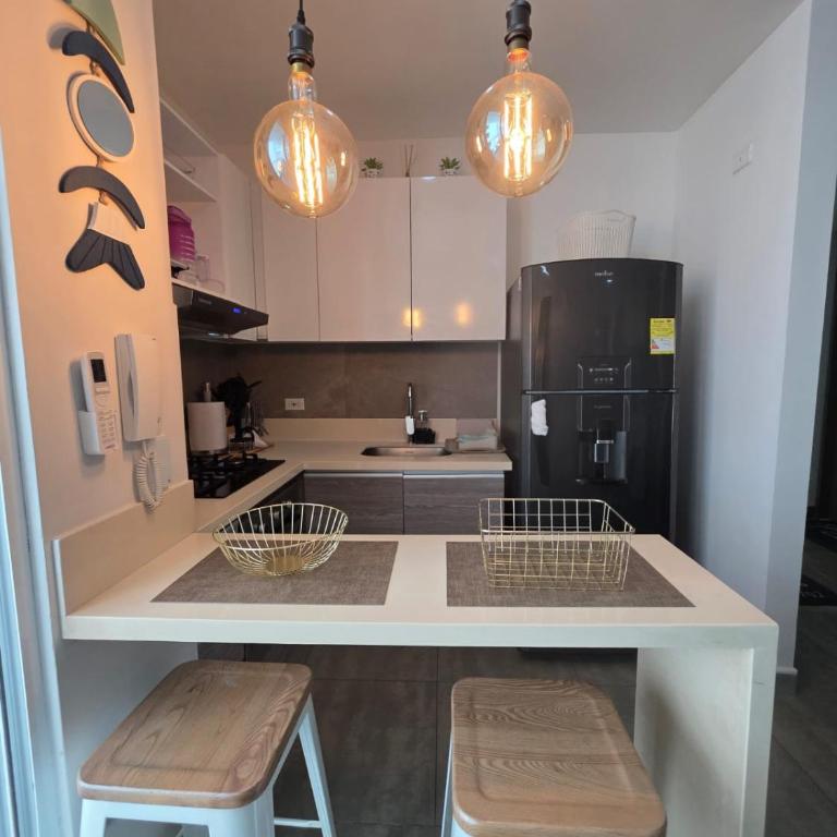 Cartagena Centro de Convenciones Hotel de las Americas con salida a playa 2BR Wifi - Two-Bedroom Apartment with Garden View - 36