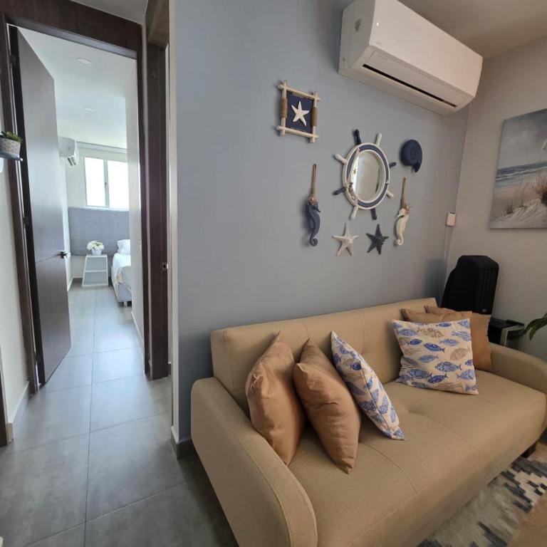 Cartagena Centro de Convenciones Hotel de las Americas con salida a playa 2BR Wifi - Two-Bedroom Apartment with Garden View - 6