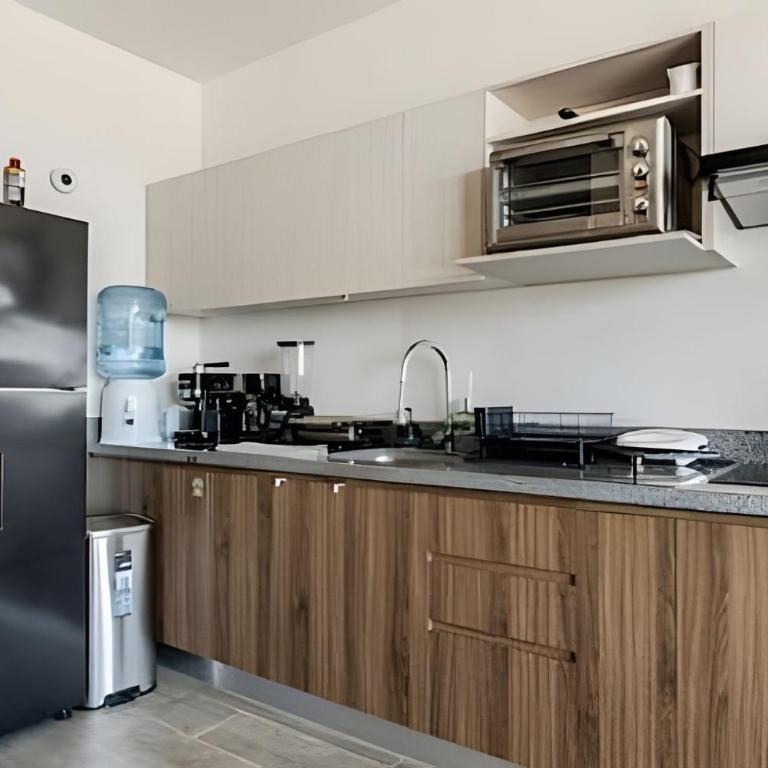 World Cup Akron Apt | Views + Security - One-Bedroom Apartment - 25