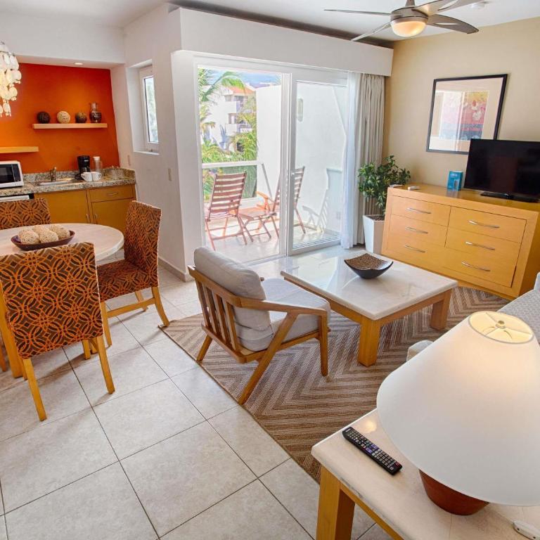 Marival Emotions Resort & Suites Riviera Nayarit by Mercure - Two-Bedroom King Suite with Sofa Bed and Balcony or Terrace - Ocean Front/Three Bathrooms - 10