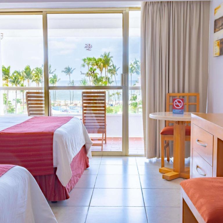 Marival Emotions Resort & Suites Riviera Nayarit by Mercure - Resort Club Double Room with Two Double Beds and Bath Tub - Balcony - 3