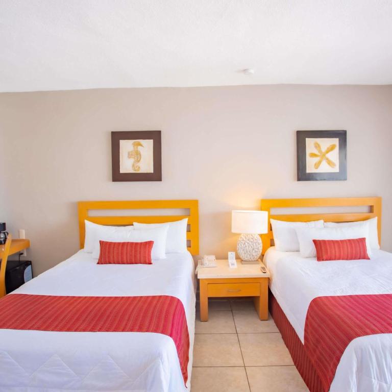 Marival Emotions Resort & Suites Riviera Nayarit by Mercure - Resort Club Double Room with Two Double Beds and Bath Tub - Balcony - 5