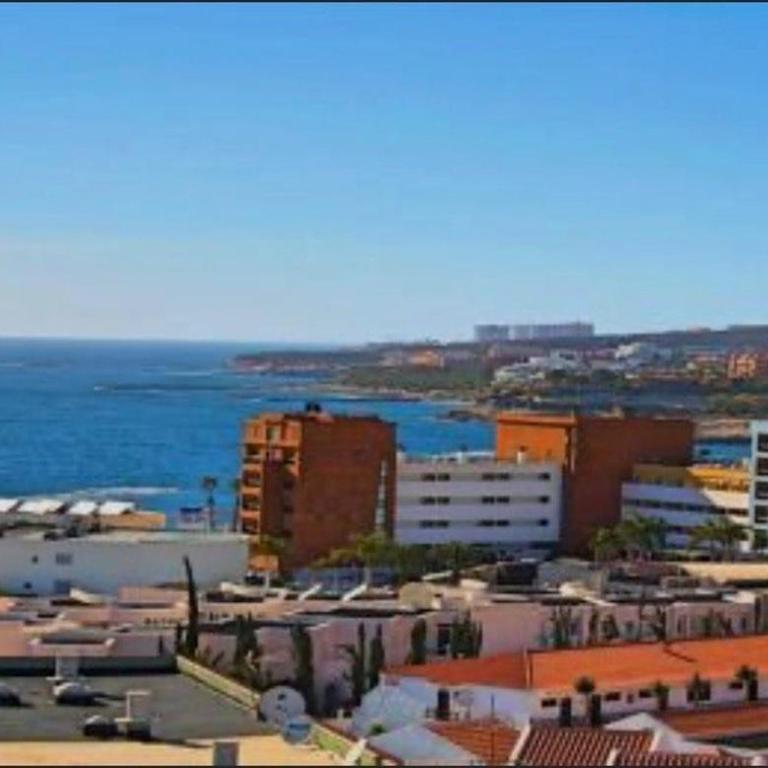 INCREDIBLE PENTHOUSE with OCEAN VIEWS - Apartment - 5