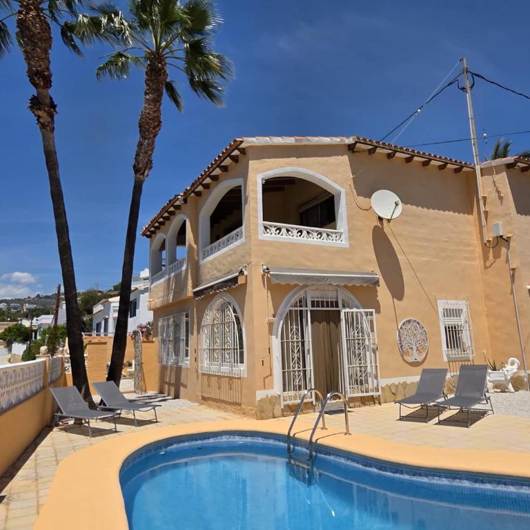 Villa Anja - La Fustera - Cozy Home - Casa con encanto - Three-Bedroom House - 1