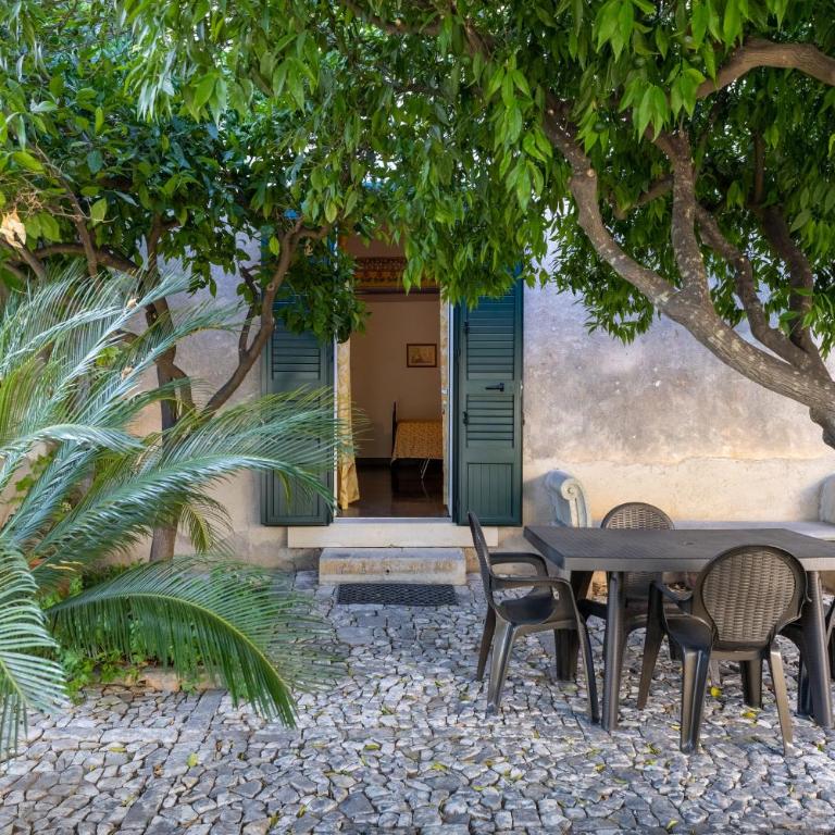 Villa Aguglie Con Piscina - Villa mit Gartenblick - 1