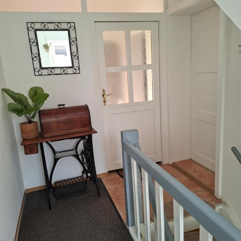 Lovely Rita Studio, modern Studio - balcony and mountain view - center Kaprun - Studio-Apartment - 16