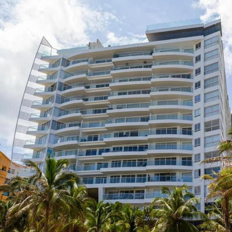 Cartagena Centro de Convenciones Hotel de las Americas con salida a playa 2BR Wifi - Two-Bedroom Apartment with Garden View - 59