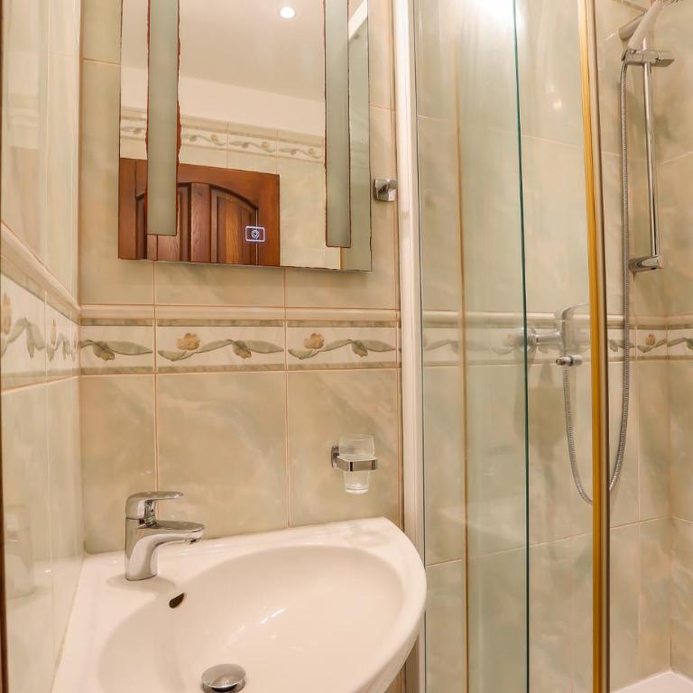 La Coraillère Waterfront Villa with Private Pool and Sea Access - Appartement 1 Chambre - Vue sur Mer - 10