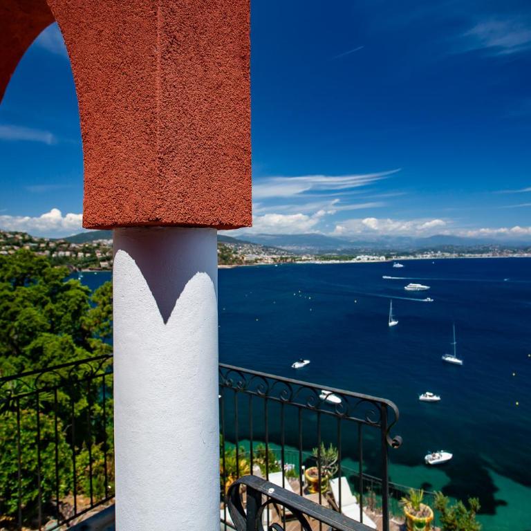 La Coraillère Waterfront Villa with Private Pool and Sea Access - Appartement 3 Chambres - Vue sur Mer - 26