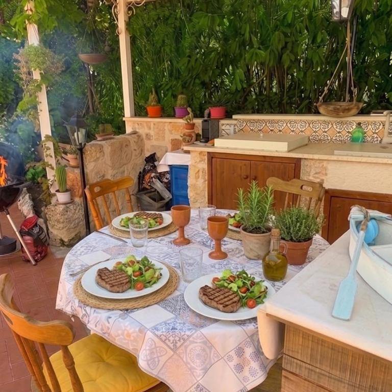 Chez Gigì mareh24 - Camera Deluxe Matrimoniale/Doppia con Letti Singoli con Vista Giardino - 25