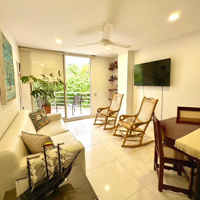 Apartamento frente al mar en Playa Salguero - Two-Bedroom Apartment - Oceanfront - 10