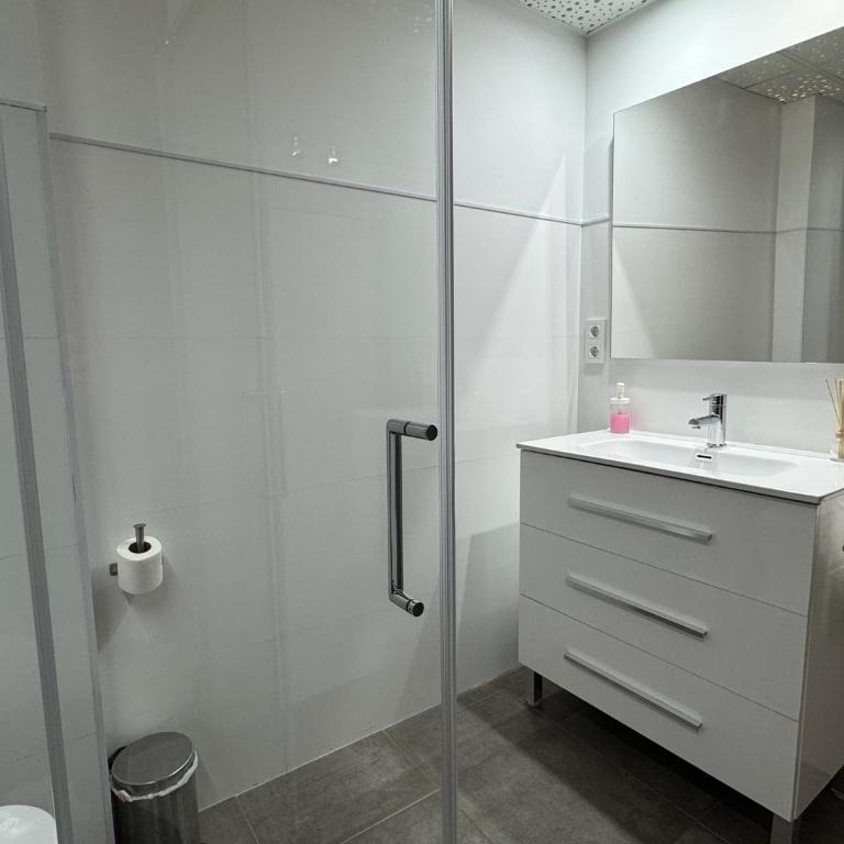 Apartamento Ciudad Jardín con PARKING - Appartamento con 3 Camere da Letto - 2