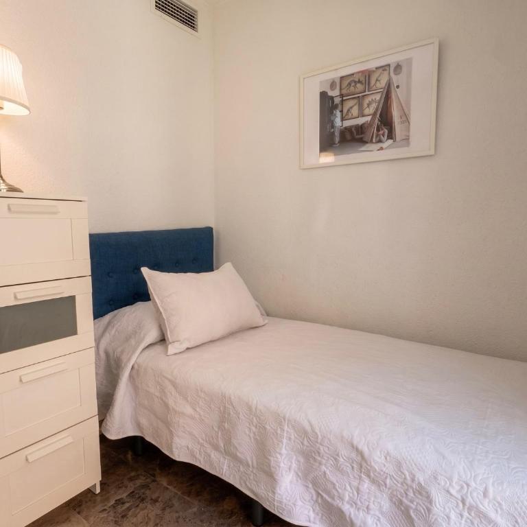 Apartamento Ciudad Jardín con PARKING - Appartamento con 3 Camere da Letto - 15