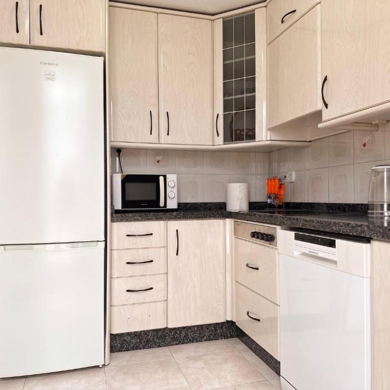 Apartamento Ciudad Jardín con PARKING - Appartamento con 3 Camere da Letto - 24