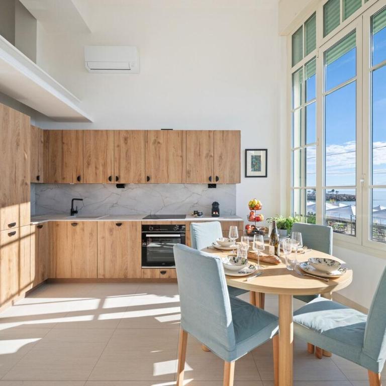LE LUMINA appartement front de mer central clim - Apartment - 6